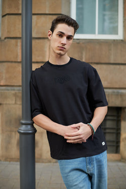 MEN EMBROIDERED OVERSIZED CREW-NECK BLACK T-SHIRT