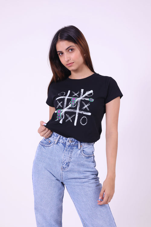 BLACK TIC TAC TOE PRINTED WOMEN T-SHIRT