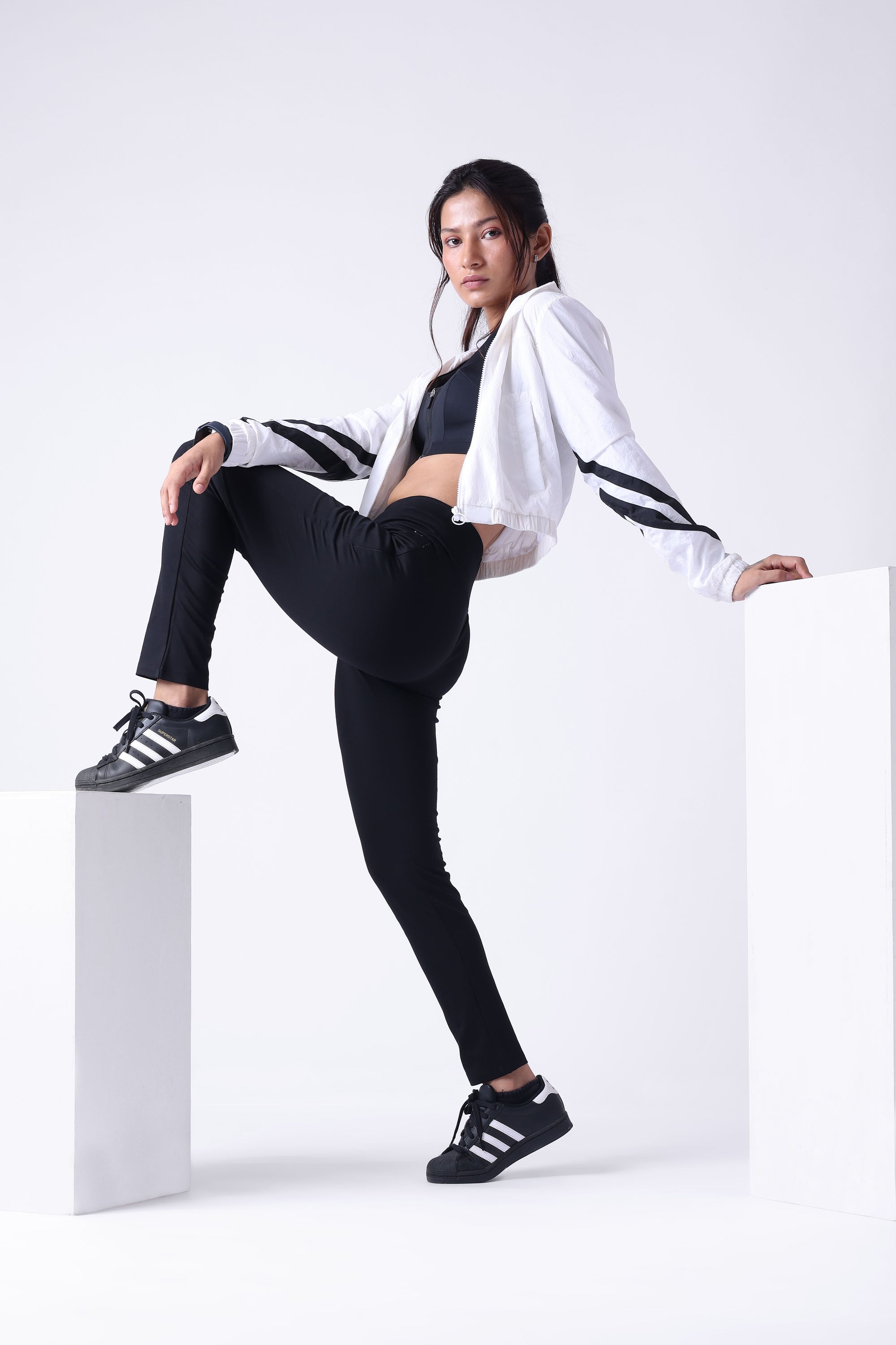 BLACK HIGH RISE FUNCTIONAL LEGGINGS