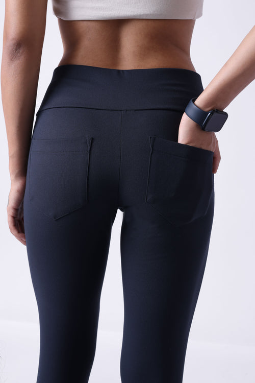 BLACK HIGH WAIST ANKLE LENGTH ATHLEISURE PANTS