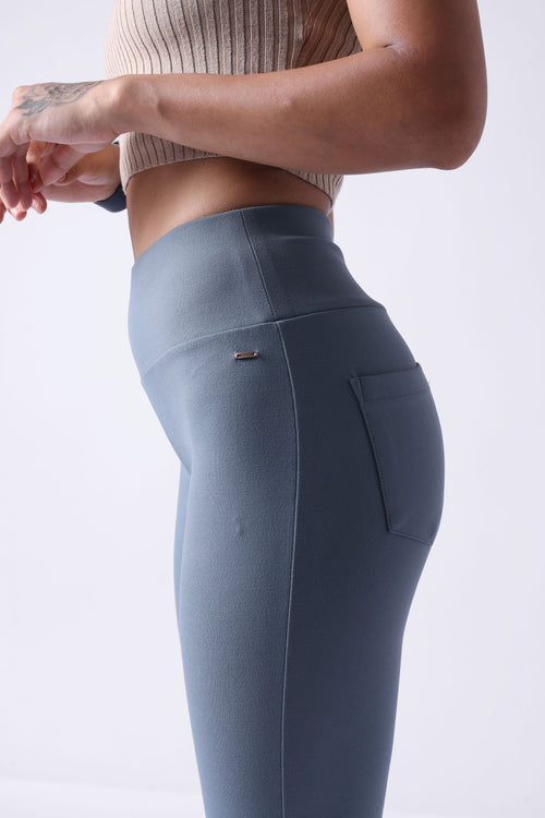 GREY HIGH WAIST ANKLE LENGTH ATHLEISURE PANTS