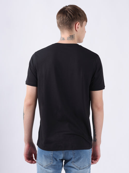 BLACK V-NECK LIGHT WEIGHT T-SHIRT